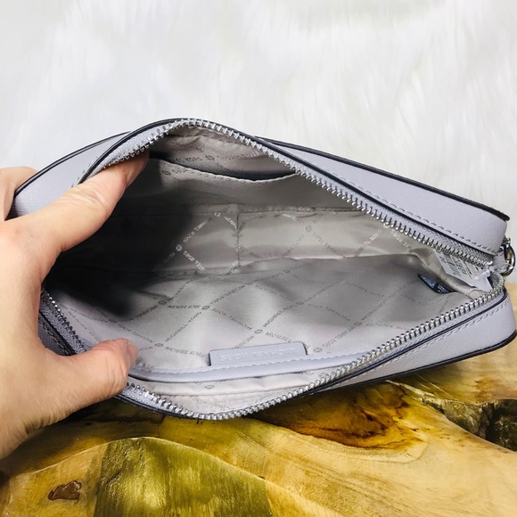 Michael Kors Jet Set Item Crossbody Bag - Picture 6 of 8